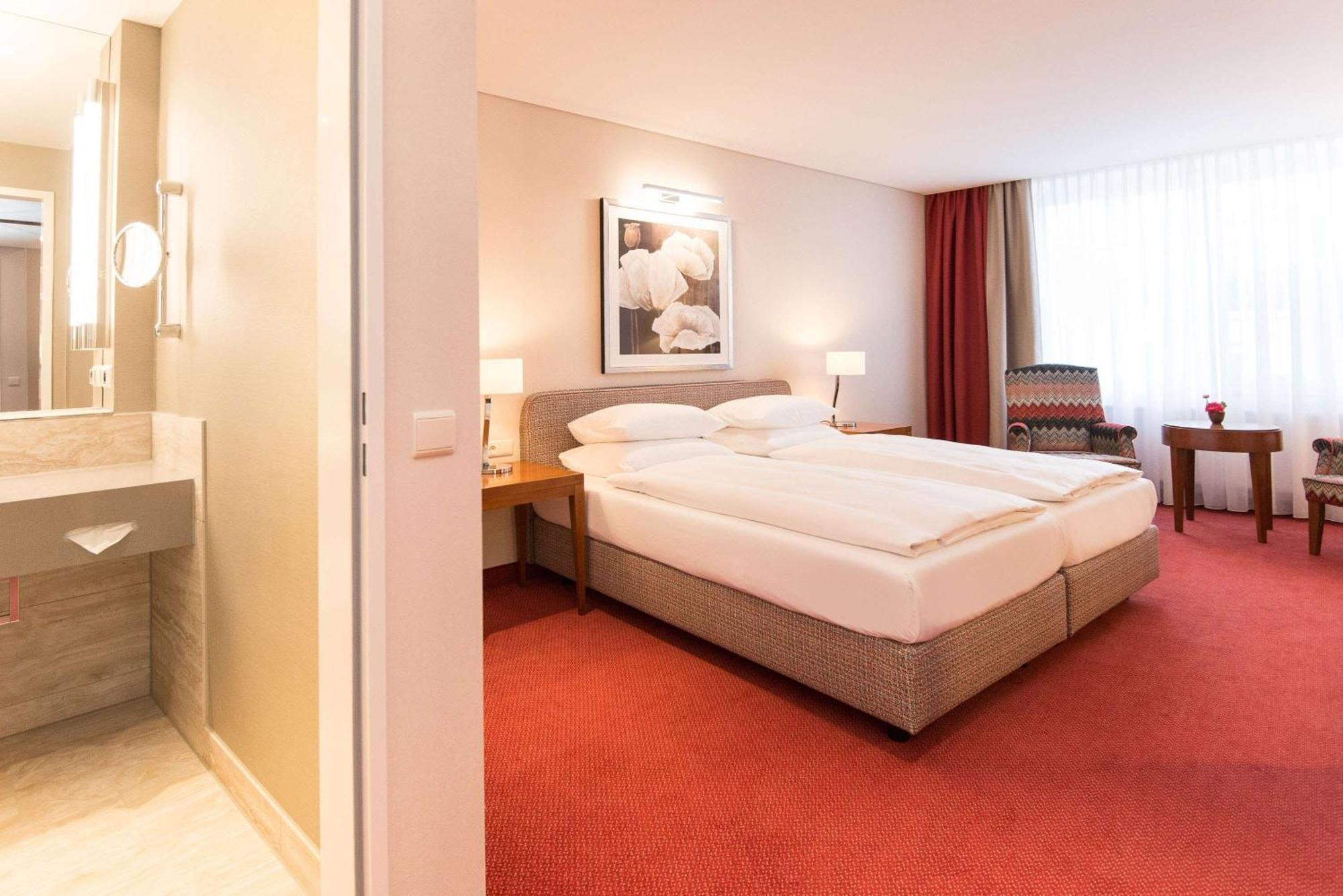 Best Western Plus Hotel St. Raphael Хамбург Екстериор снимка