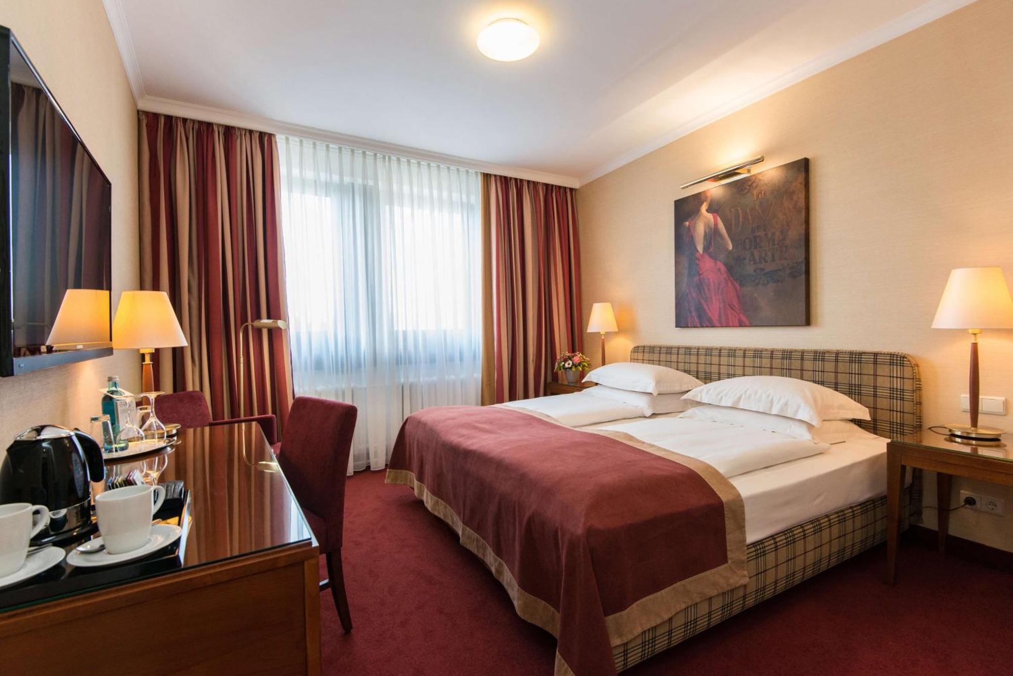 Best Western Plus Hotel St. Raphael Хамбург Екстериор снимка